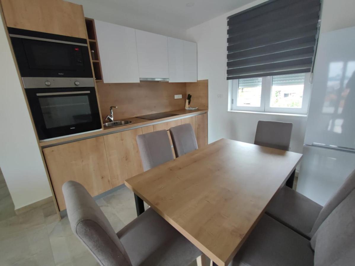 Apartments Horvat Bibinje Extérieur photo